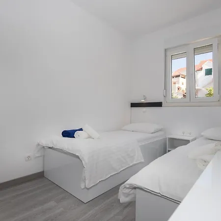 Blueview Guest house Postira